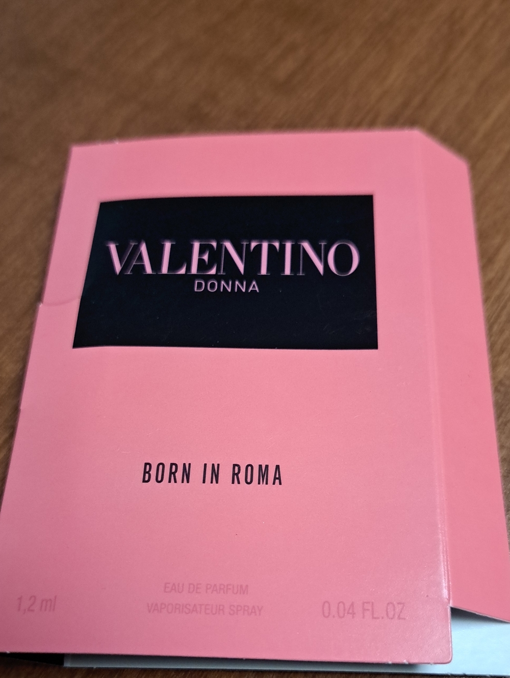 Valentino Donna Born In Roma Sample - Pink
